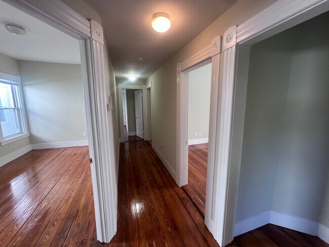 Building Photo - 60 Brookside Ave