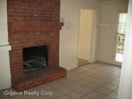 Building Photo - 4 br, 2 bath House - 1229 N 4th Ave