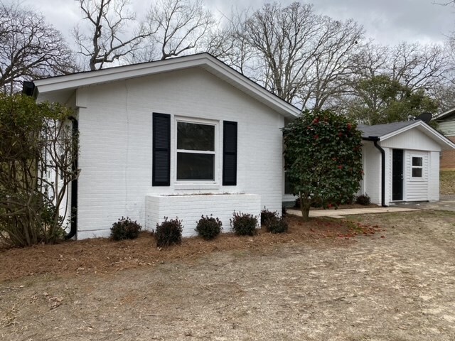 Primary Photo - 2315 Mimosa Dr