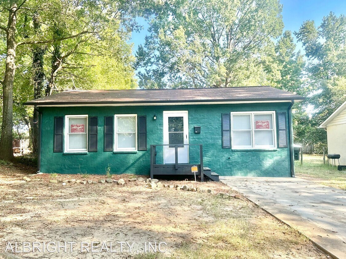 Primary Photo - 2 br, 1 bath House - 139 BYNUM AVENUE