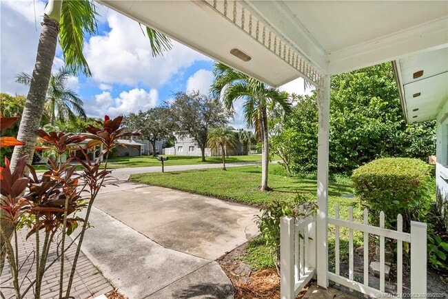 Foto del edificio - 797 SW 36th Terrace