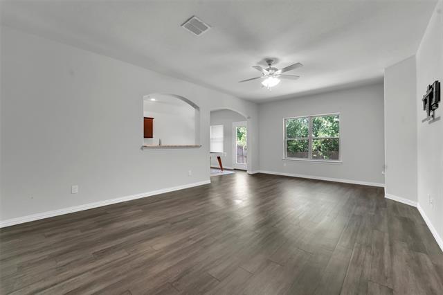 Foto del edificio - 5165 Glen Eden Dr