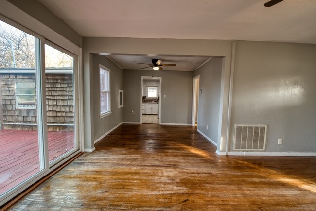 Foto del edificio - 2469 NW 36th Terrace