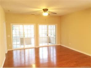 Building Photo - 3097 Azalea Dr