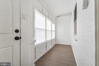 Building Photo - 5712 Lena St Building Photo - 5712 Lena St