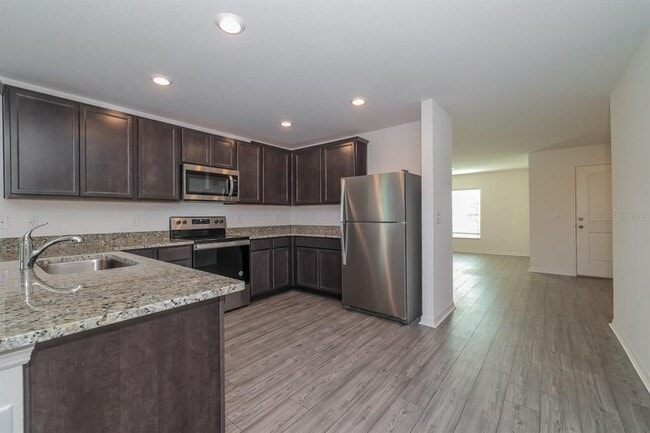 Building Photo - 429 Kensington View Dr