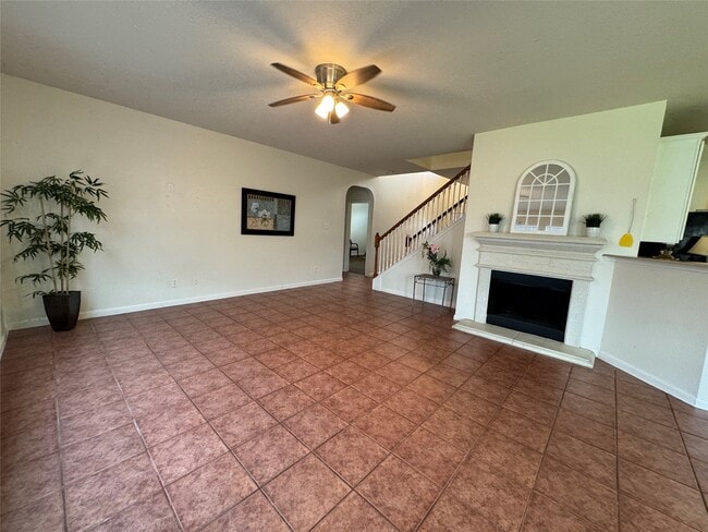 Building Photo - 8138 Wooded Terrace Ln