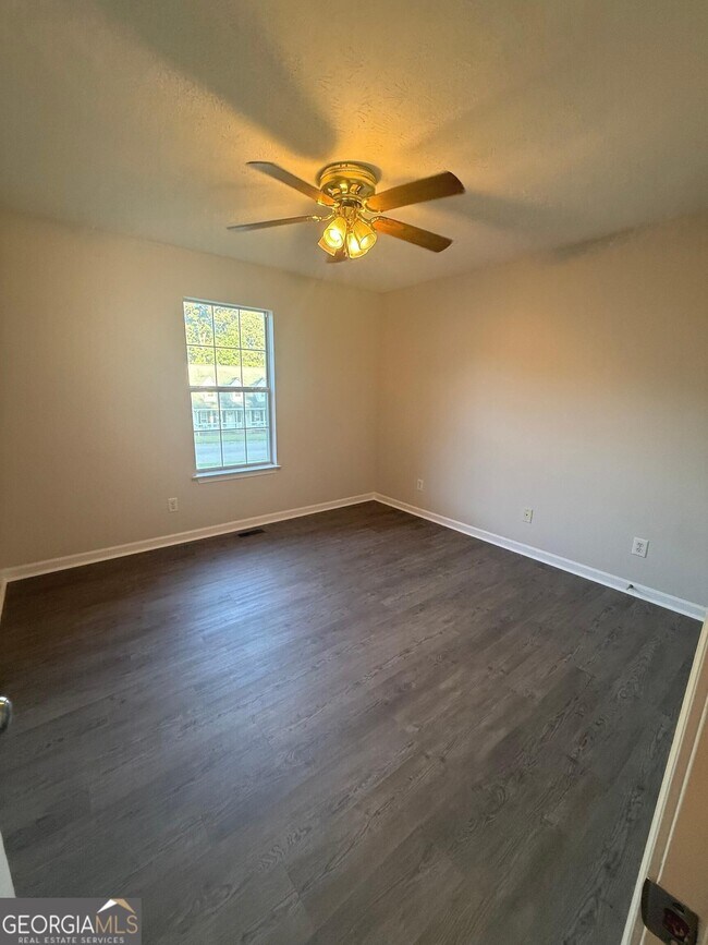Foto del edificio - 7020 Brookton Ln