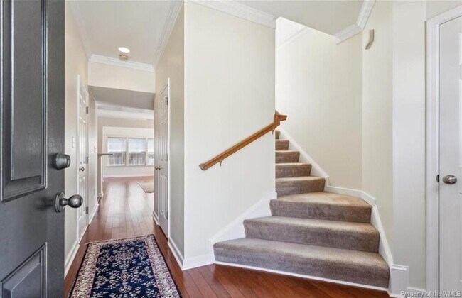 Foto del edificio - 4623 Noland Blvd