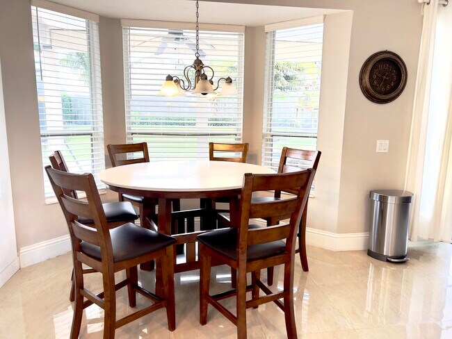 Foto del edificio - 12656 Little Palm Ln