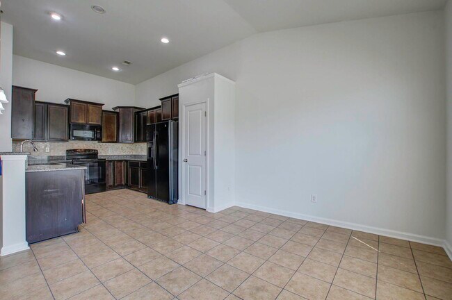 Building Photo - 7725 Haywood St