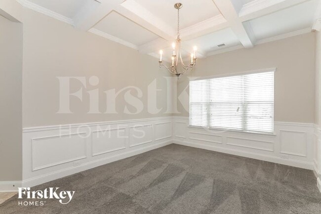 Building Photo - 2115 Farmdale Ct NE