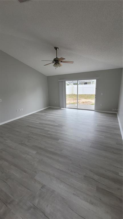 Foto del edificio - 222 Laurel Ridge Pass