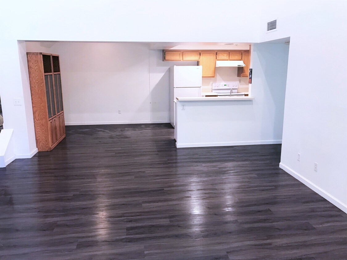 94 Carriage Way Unit NA, Pomona, CA 91766 Condo for Rent in Pomona