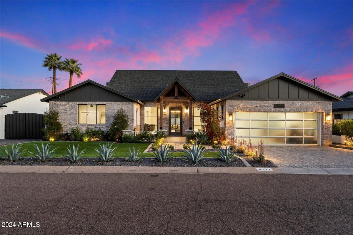 Primary Photo - 4137 E Earll Dr