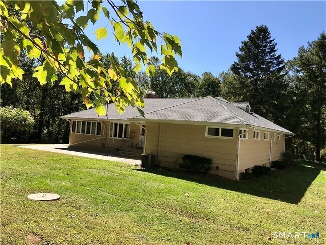 Foto del edificio - 17 Pond Ln