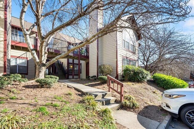 Building Photo - 608 Cypress Pointe St