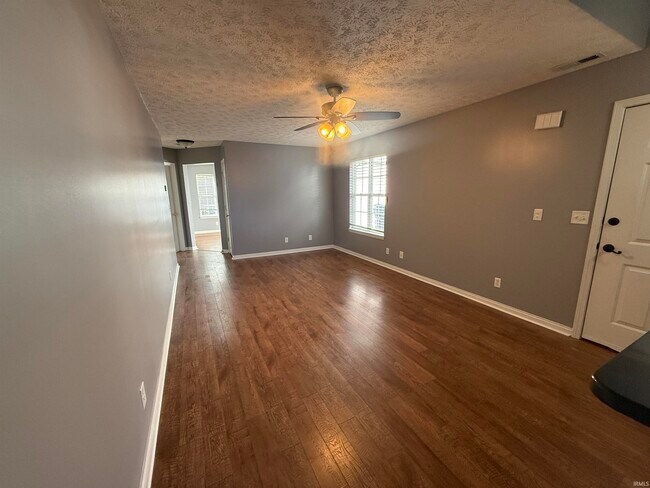 Foto del edificio - 5839 River Walk Cir