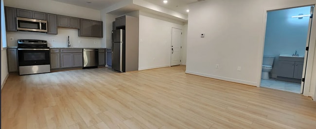 Photo - 1429 22nd St SE Apartment