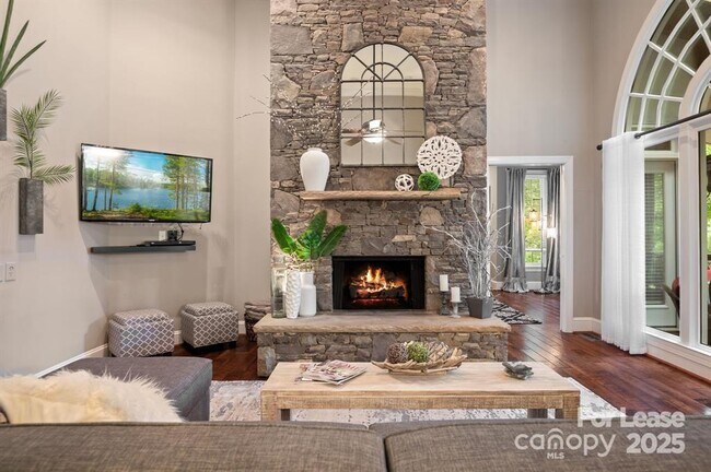 Foto del edificio - 16308 Autumn Creek Ct