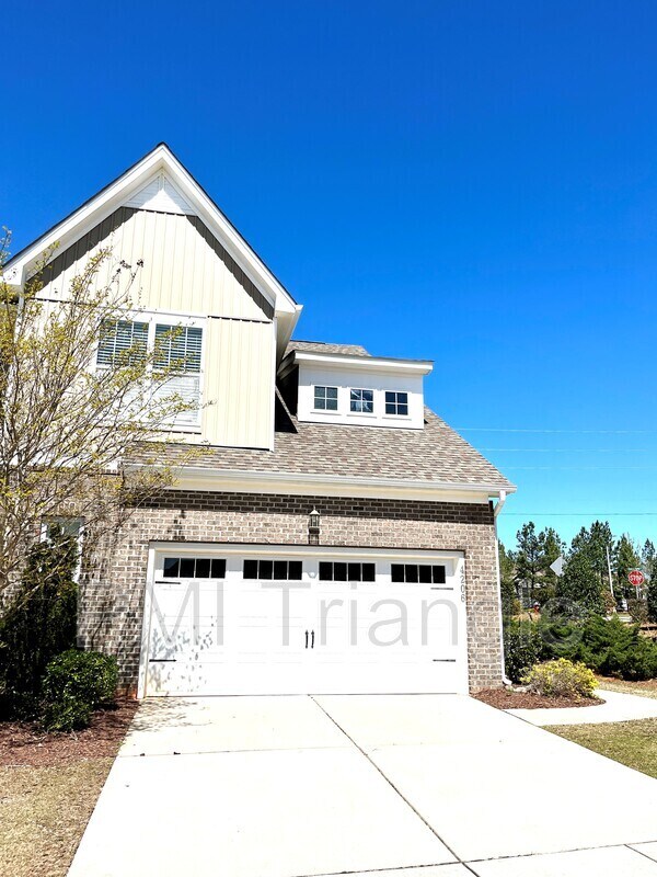 Primary Photo - 4206 Vallonia Dr