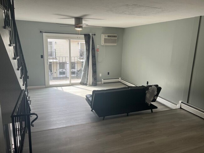 Foto del edificio - 1245 Pawtucket Blvd