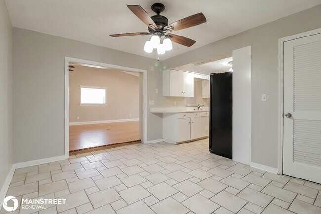 Foto del edificio - 395 Trafalga Ave, Port Orange, FL 32127