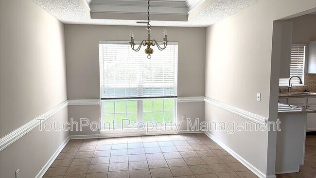 Foto del edificio - 8620 Grey Squirrel Ct