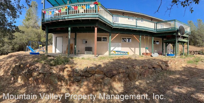 Building Photo - 3 br, 2.5 bath House - 20578 Pleasant Vall...