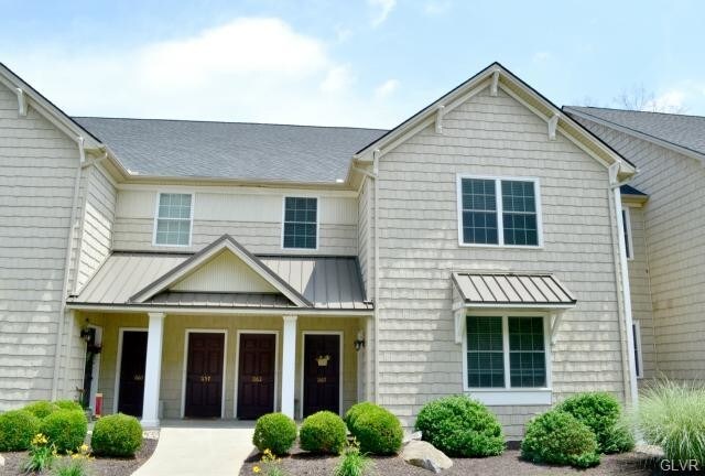 Primary Photo - 1165 Meadow Lark Way