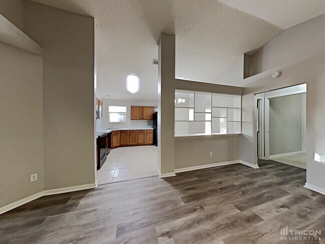 Building Photo - 1824 Sheraton Lakes Cir