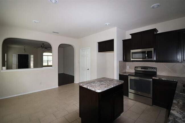 Foto del edificio - 652 Alexander St