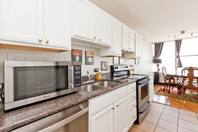 Foto del edificio - 5757 N Sheridan Rd