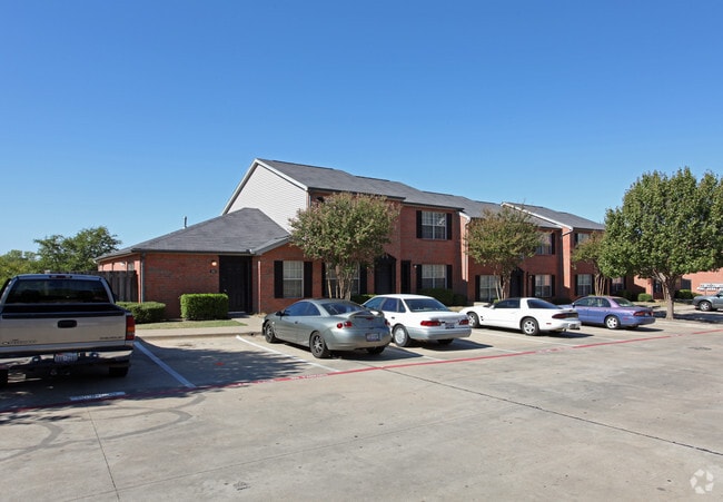 Centerville Pointe - Centerville Pointe Apartments