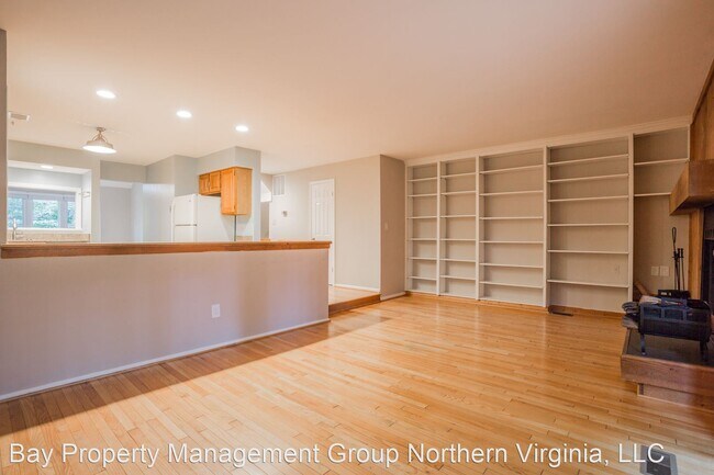 Building Photo - 3 br, 3.5 bath House - 12518 FLATWOOD CIR