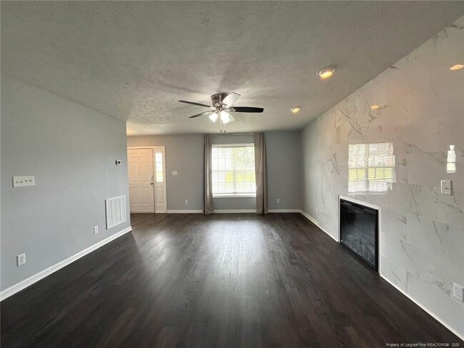 Foto del edificio - 1508 Thoroughbred Trail
