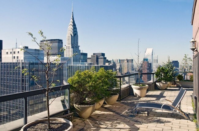 Foto del edificio - 240 E 39th St