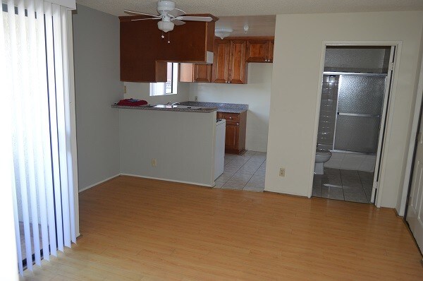 Foto principal - 5526 Carlton Way
