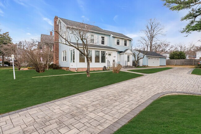 Foto del edificio - 152 Branch Ave