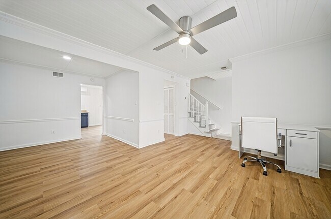 Foto del edificio - 3244 Yorkborough Way