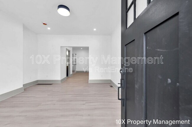 Building Photo - 207 N 22nd St