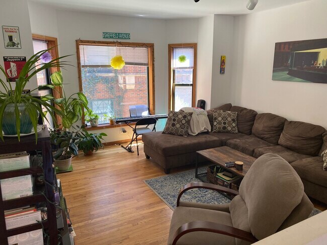 Foto del edificio - 632 W Patterson Ave
