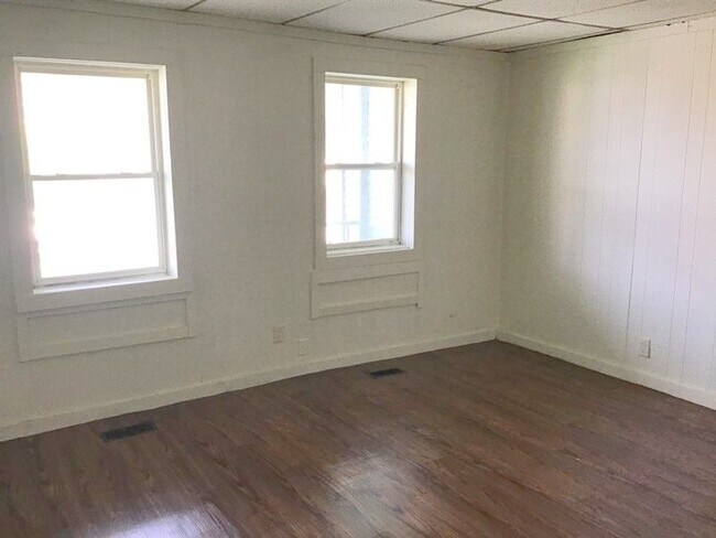 Foto del edificio - Must See 1 bed/ 1 bathroom deal