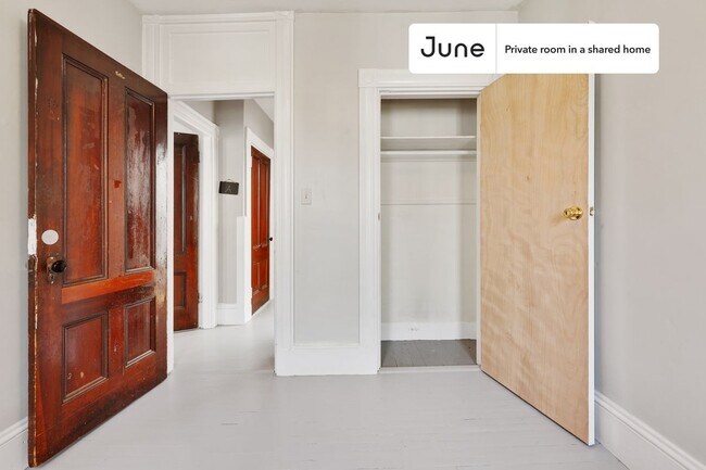Foto del edificio - Room in Shared 4 bed/2 bath home in Allston