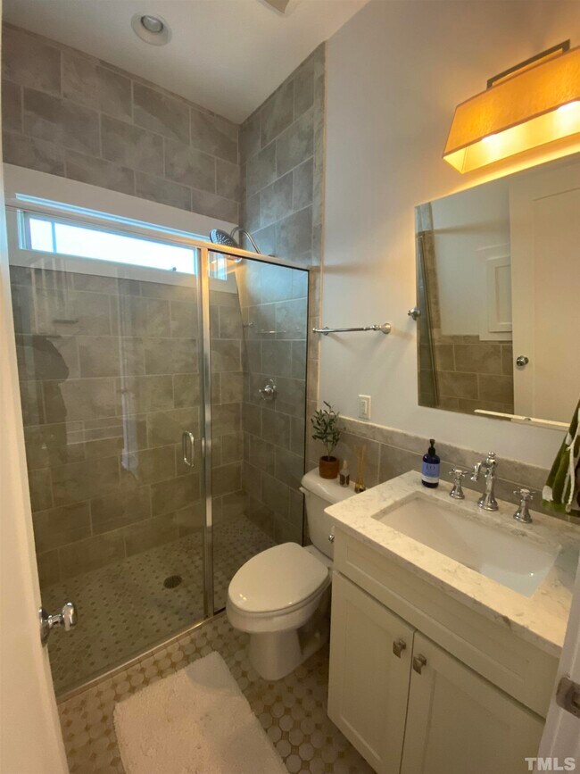 Foto del edificio - 28 Harlow Bnd