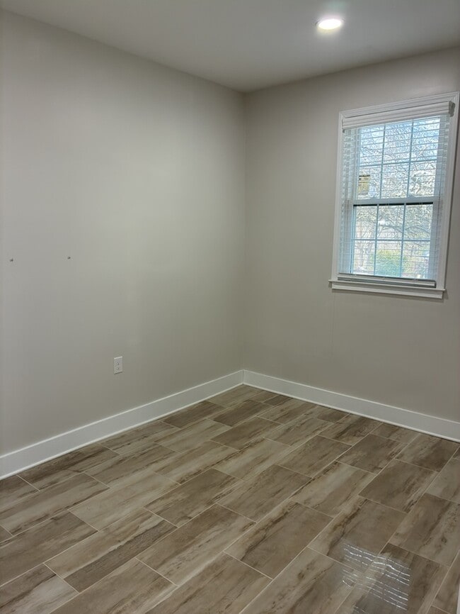 Foto del edificio - 2 Bedroom 2 Bathroom Apartment