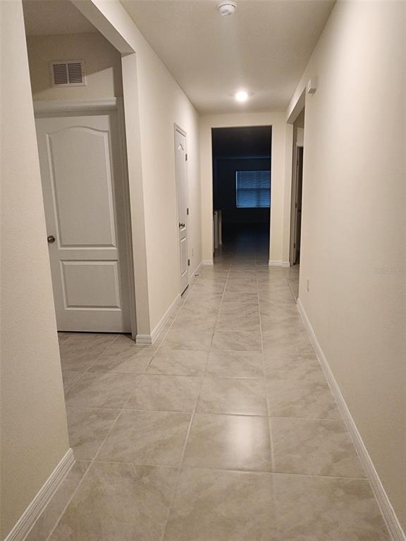 Foto del edificio - 1051 Griffon Ave