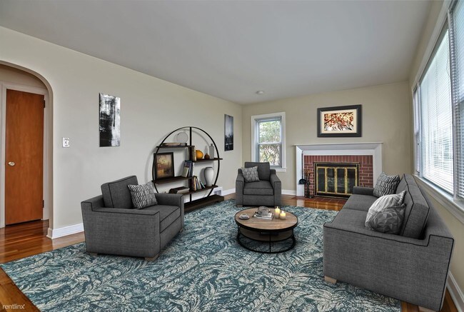 Foto del edificio - 2 br, 1.5 bath House - 2532 Pleasant St