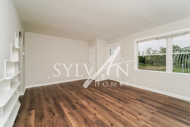 Building Photo - Enjoy living the good life in this 4 bedro...
