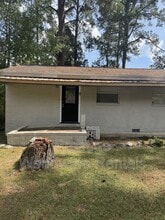 Building Photo - 3226 Urban Ave